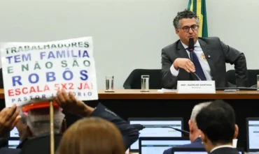 Câmara instala comissão para analisar PEC do fim da escala 6x1 e mudanças no trabalho