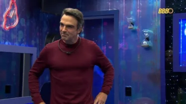 BBB26 tem entrada surpresa de Tadeu Schmidt na casa com finalistas