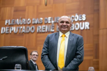 Representatividade marca posse de suplentes na ALMT