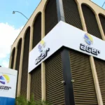 Ager-MT proíbe taxas extras e atualiza regras para transporte de pets e cães-guia em viagens intermunicipais