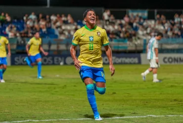 Riquelme brilha na Seleção Sub-17 contra Argentina