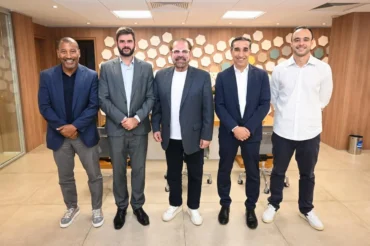 CBF reforça integração em visita à FPF