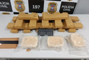 Cavalaria da PM prende dupla em tráfico de drogas em Matupá