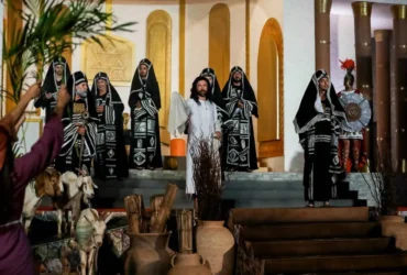 Auto da Paixão de Cristo atrai público na Arena Pantanal