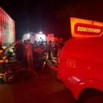 Acidentes em rodovias estaduais deixam vítimas presas às ferragens e feridos em ribanceira neste domingo