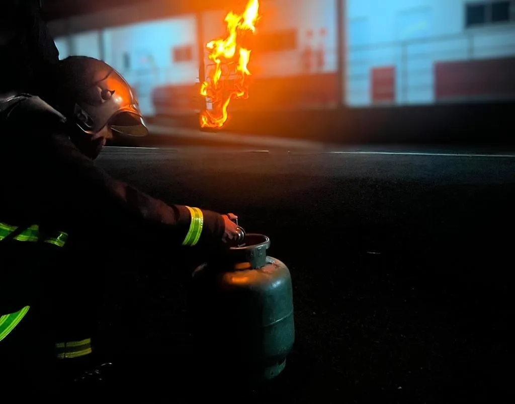 Vazamento de gás de cozinha mobiliza bombeiros em Cáceres