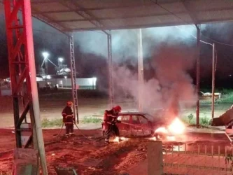 Incêndio em carro e motocicleta mobiliza bombeiros na BR-174