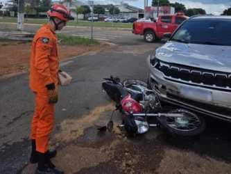 Acidente de trânsito em Campo Verde: jovem fica ferido após colisão