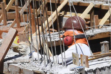 Custo da construção sobe 0,27% em MT, apesar da queda no cimento e no aço