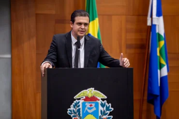 Thiago Silva propõe Centro de Eventos em Rondonópolis