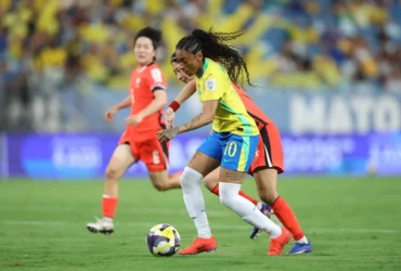 Kerolin destaque na vitória da Seleção Brasileira