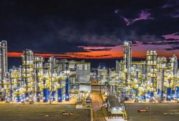 Produção de etanol de milho cresce nos EUA e sustenta preços internacionais