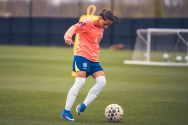 Evelin convocação marca salto à Seleção principal