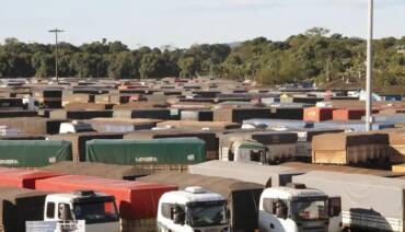 Fretes de grãos recuam em Mato Grosso com menor demanda por transporte