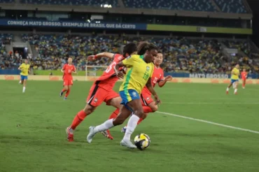Futebol feminino impulsiona público na Arena Pantanal