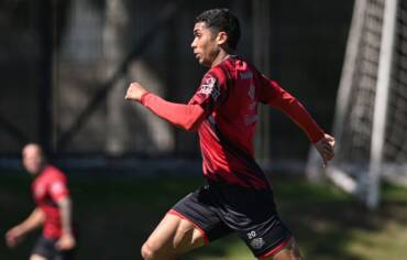 Athletico Paranaense x Chapecoense: onde assistir ao vivo, escalações e tudo sobre o duelo do Brasileirão. Imagem: Luis Miguel Ferreira/Athletico.com.br