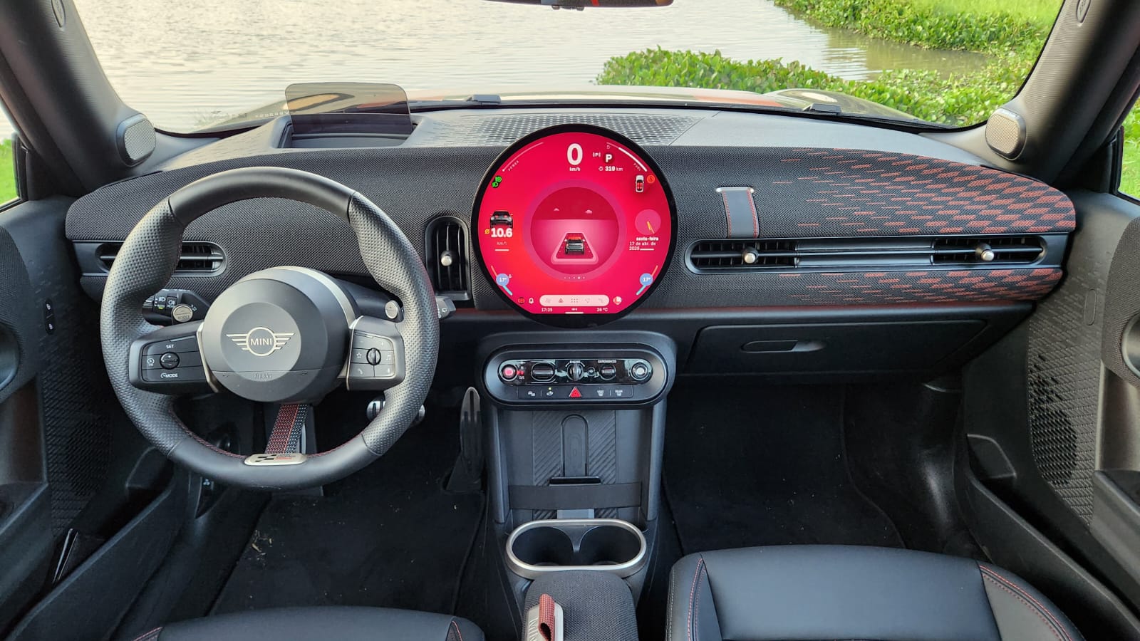 MINI John Cooper Works reforça posicionamento esportivo no Brasil   Sérgio Dias (12)