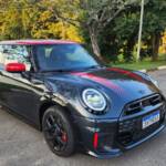MINI John Cooper Works reforça posicionamento esportivo no Brasil   Sérgio Dias (27)