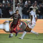 Fluminense x Chapecoense: onde assistir, horário e tudo sobre o duelo do Brasileirão neste domingo