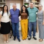 Cáceres articula investimentos estratégicos para renovação da frota escolar e obras de infraestrutura urbana