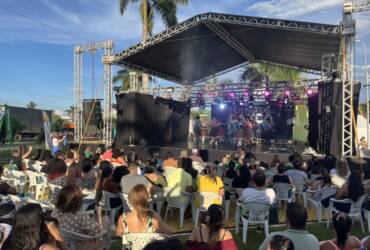 Mostra de Dança Estilo Livre reúne mais de 300 dançarinos e leva arte à praça