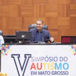 Abril Azul: Mato Grosso soma 15 leis voltadas ao autismo, mas ainda busca ampliar rede de diagnóstico