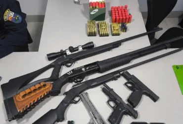 Operação Território Livre prende 35 e apreende armas em MT
