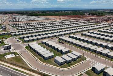 Moradias fornecidas pelo governo no Pacaembu em Cuiabá