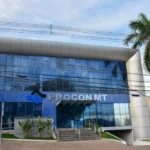 Procon-MT aplica multa de R$ 5 milhões às Casas Bahia por publicidade enganosa e ‘venda casada’