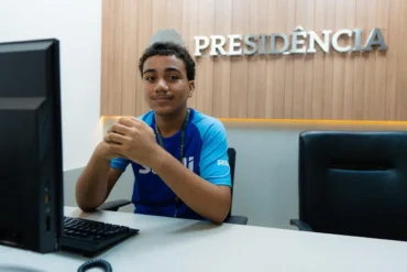 Aprendizagem na ALMT marca início de jovens