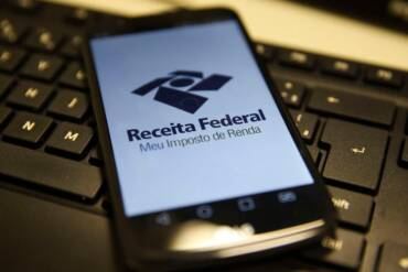 Receita Federal afasta multas durante fase de adaptação da reforma tributária