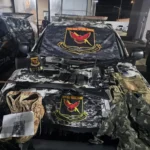 Rotam apreende fuzil, fardamentos das Farc e prende dupla em Nova Lacerda após denúncia de tiros