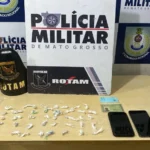 Rotam prende homem com 57 porções de drogas escondidas em veículo em Mato Grosso