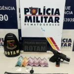 Rotam prende homem com pistola e drogas em Cáceres