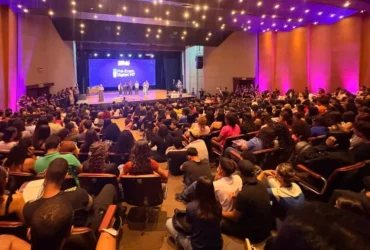 Pré-Enem Digit@l inicia aulas e entrega materiais em MT