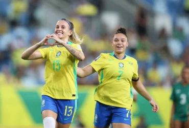 Seleção Feminina vê zagueiras brilharem em goleada