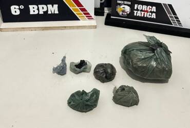 Perseguição, acidente e droga enterrada: operação da PM termina com suspeitos detidos em Cáceres