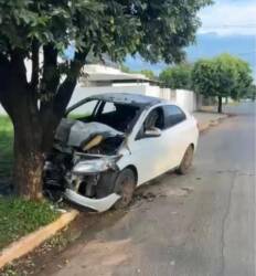 Acidente foi registrado no bairro Téssele Júnior e mobilizou o Corpo de Bombeiros; ninguém ficou ferido
