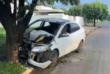 Acidente foi registrado no bairro Téssele Júnior e mobilizou o Corpo de Bombeiros; ninguém ficou ferido