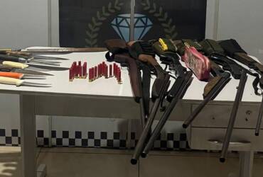 Polícia Militar prende grupo por porte ilegal de armas durante ação em zona rural de Diamantino