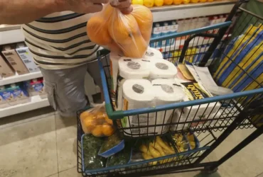 Cesta básica sobe em todas as capitais brasileiras em março