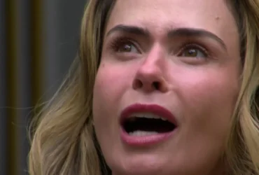 BBB26: Ana Paula se emociona com torcida em BH e faz promessa ao vivo