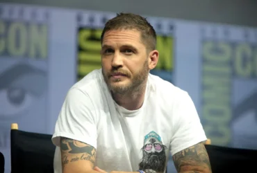 Hardy anuncia pausa na carreira após relatar problemas de saúde e desgaste em Hollywood