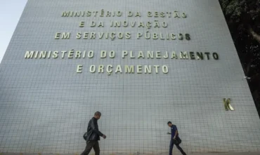 Limite fiscal para gastos com pessoal e benefícios entra em vigor em 2027