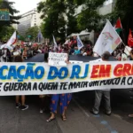 Greve de professores do Rio de Janeiro paralisa escolas por 24 horas