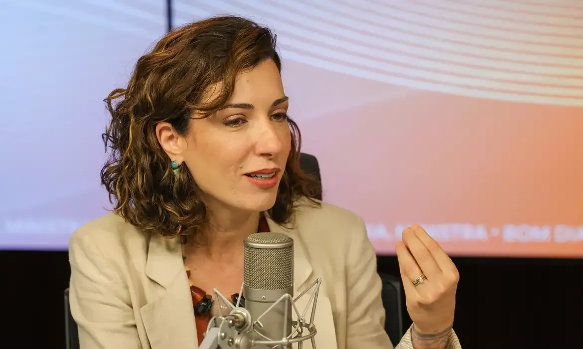 Mulheres ampliam diversidade alimentar no campo, afirma ministra