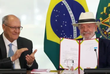 Lula assina decreto que oficializa acordo Mercosul entre UE e bloco sul-americano