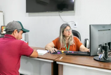 Confecção de currículos