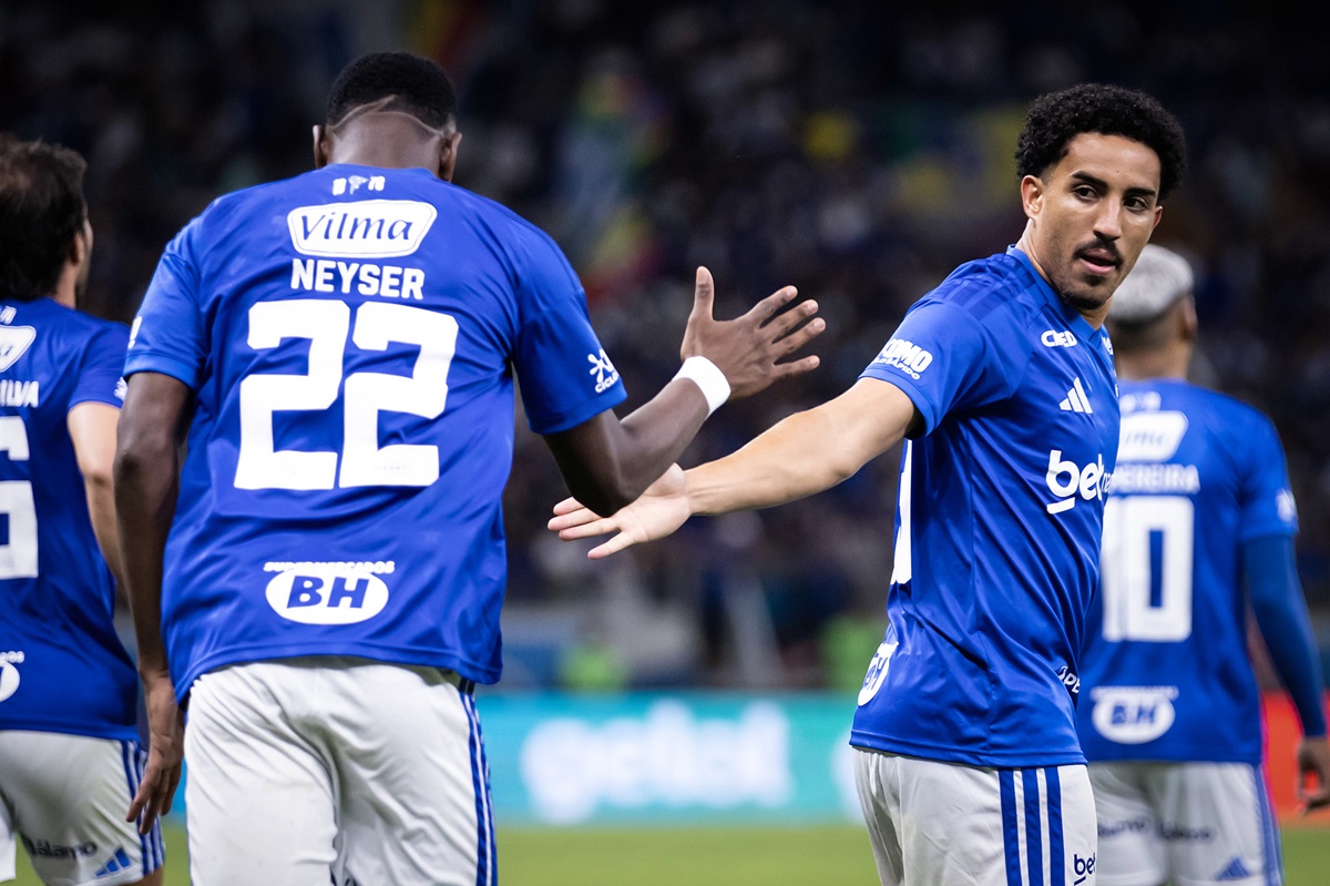 Cruzeiro x Universidad Católica: onde assistir, escalações e tudo sobre o duelo no Mineirão pela Libertadores. Imagem: Gustavo Aleixo/Cruzeiro
