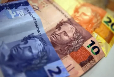 Aposentados começam a receber antecipação do 13º do inss nesta sexta-feira